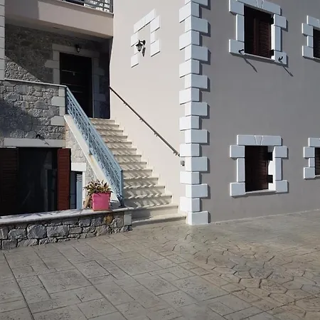 Orestis - Seaside Retreats *